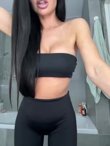 HotNicoleX Cam Model Chat September 27, 2025