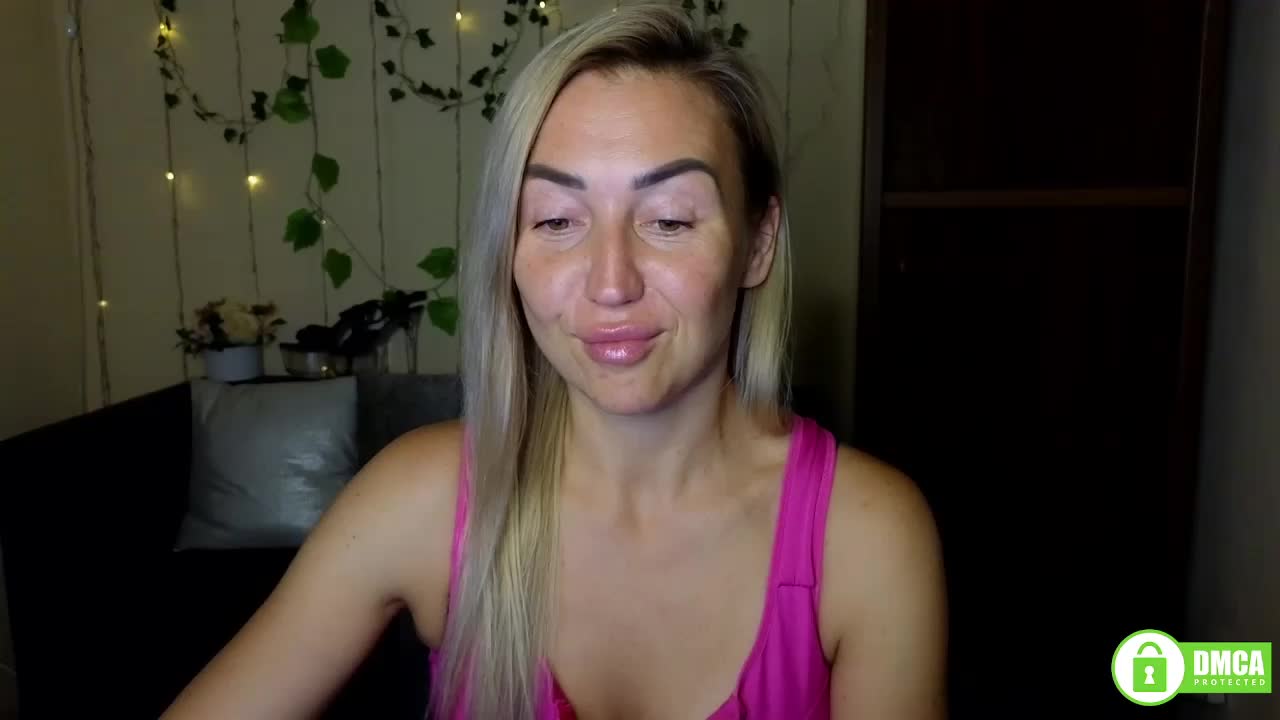 Jullyblondkiss Cam Model Chat September 27, 2025