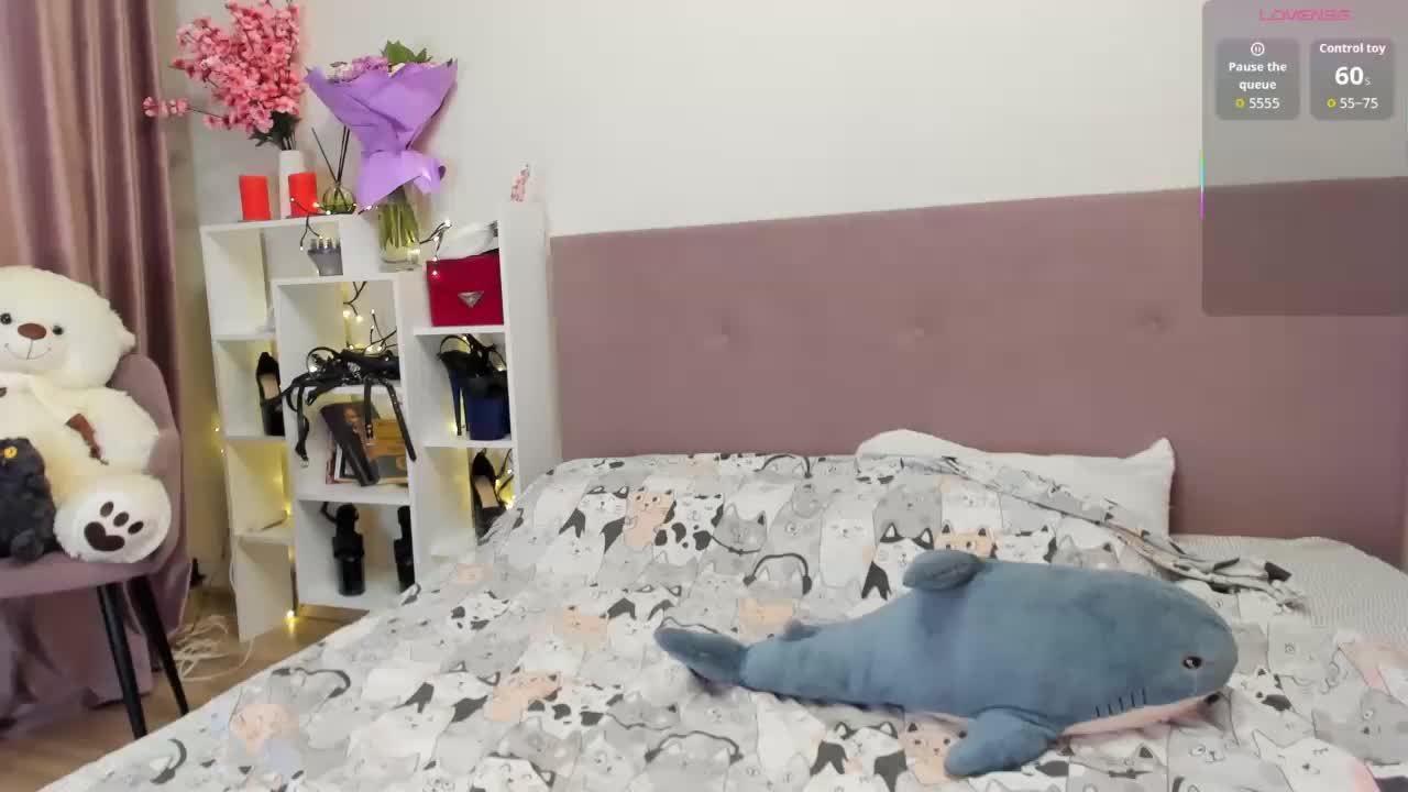 Shadow-Dance Cam Model Chat September 27, 2025