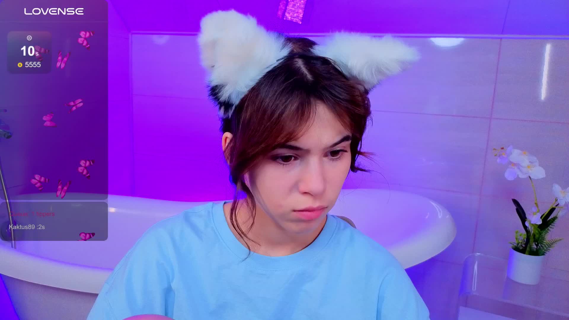 CoralineJones Cam Model Chat September 27, 2025