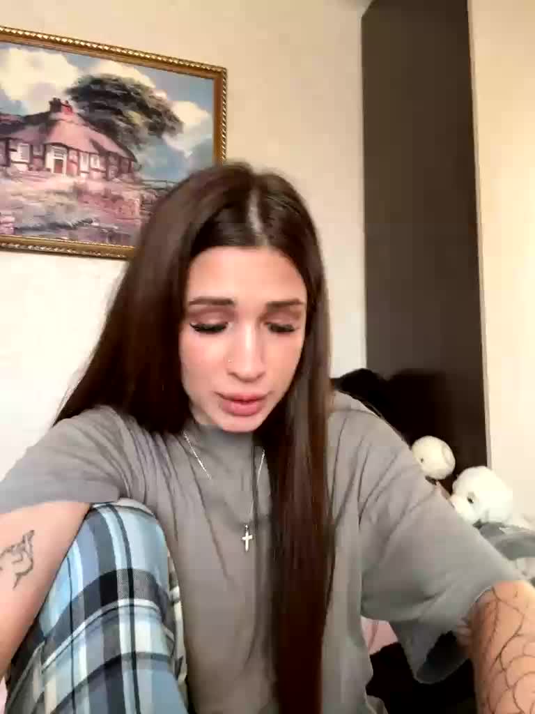 Reina-Koneko Cam Model Chat September 27, 2025