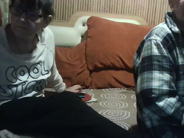 coupleofcoolx Cam Model Chat September 27, 2025