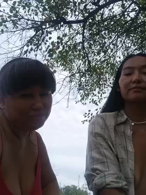 Luu-Lii77 Cam Model Chat September 27, 2025