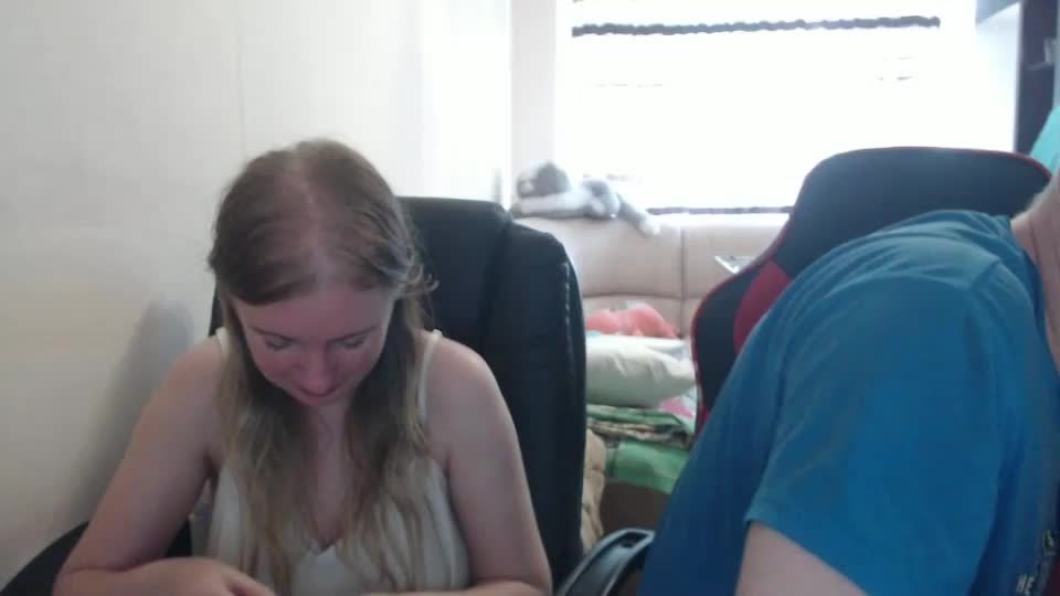 jenisandpeter Cam Model Chat September 27, 2025