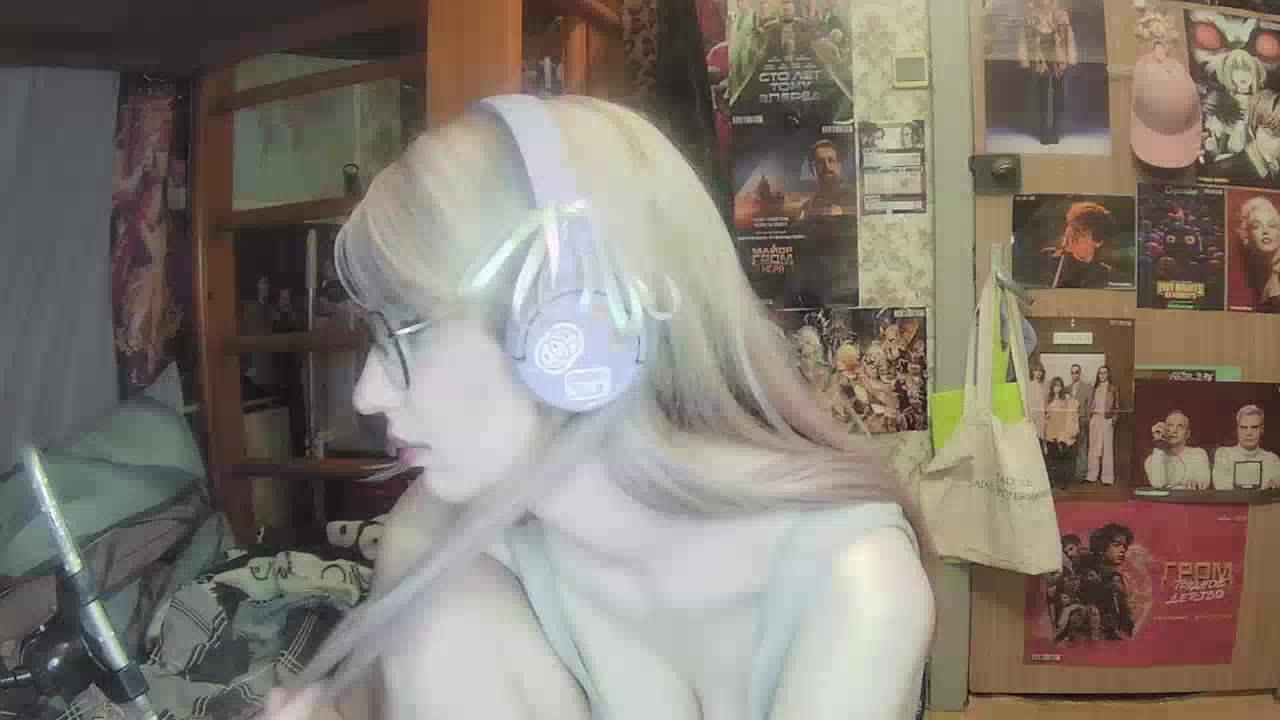 anadewitt Cam Model Chat September 27, 2025