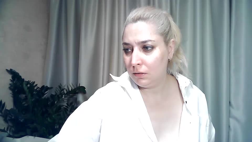 KickaIricka Cam Model Chat September 27, 2025