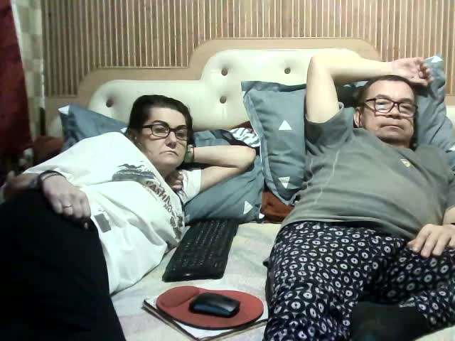 coupleofcoolx Cam Model Chat September 27, 2025