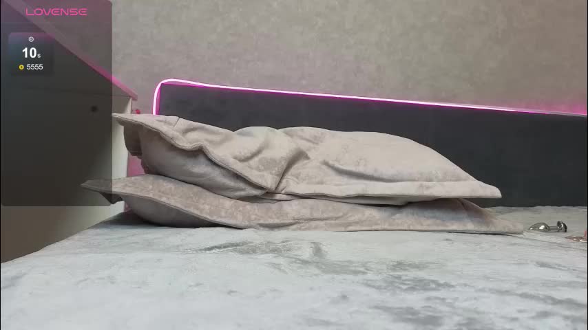 kikiolovely Cam Model Chat September 27, 2025