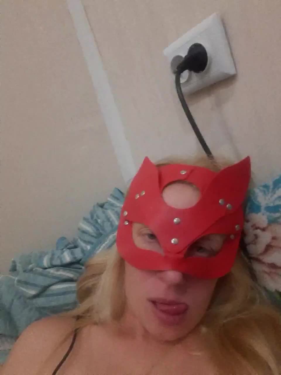 -nelya- Cam Model Chat September 27, 2025