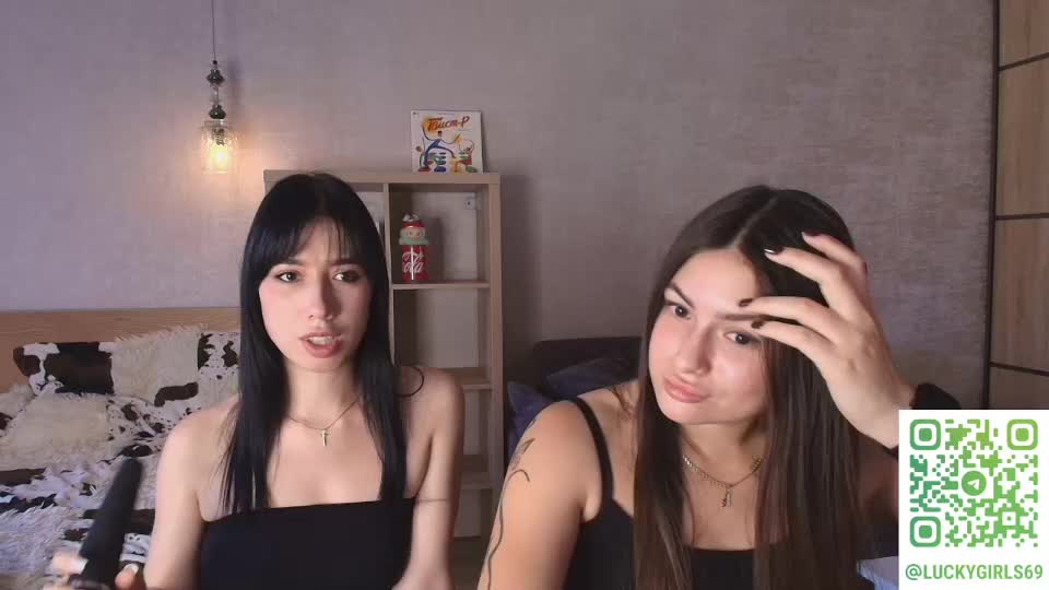 caressyourself Cam Model Chat September 27, 2025