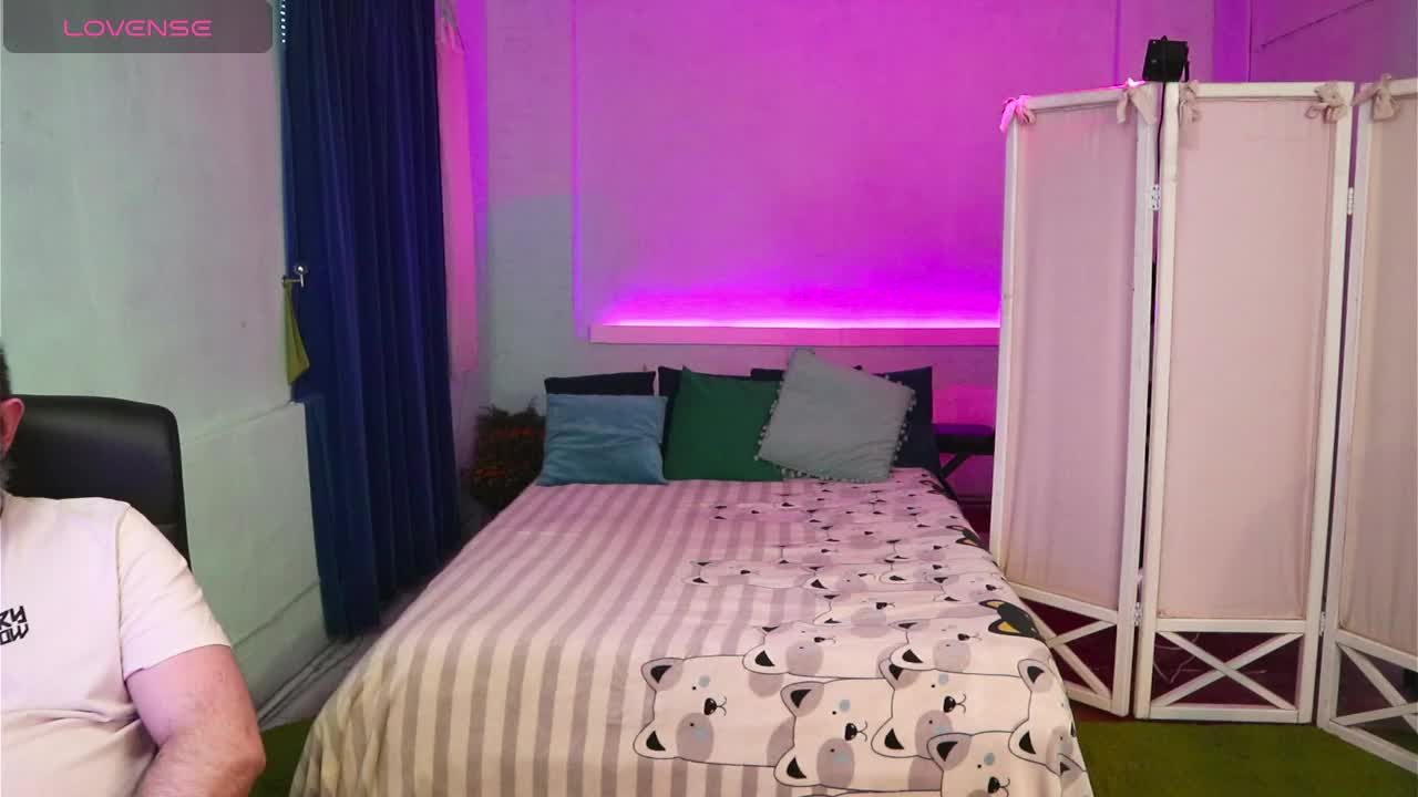 AlisaAleks Cam Model Chat September 27, 2025