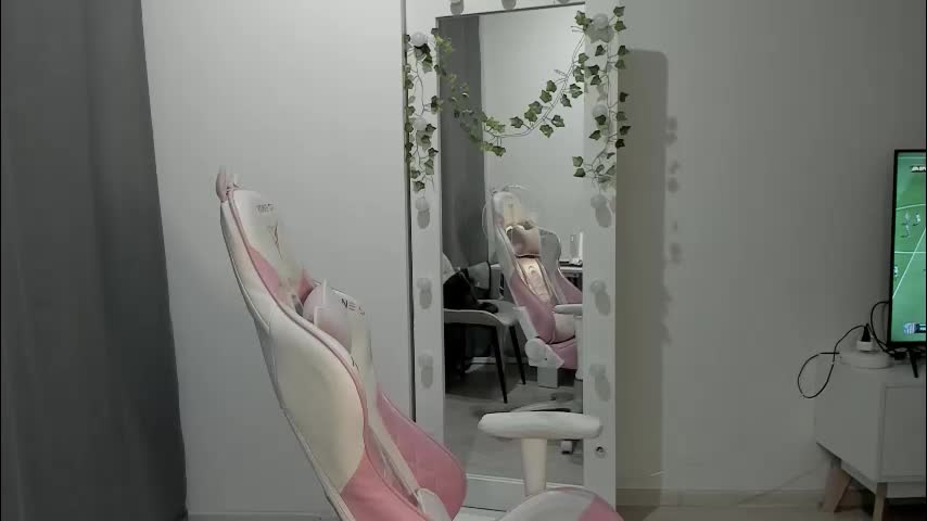 kesh_mne Cam Model Chat September 27, 2025