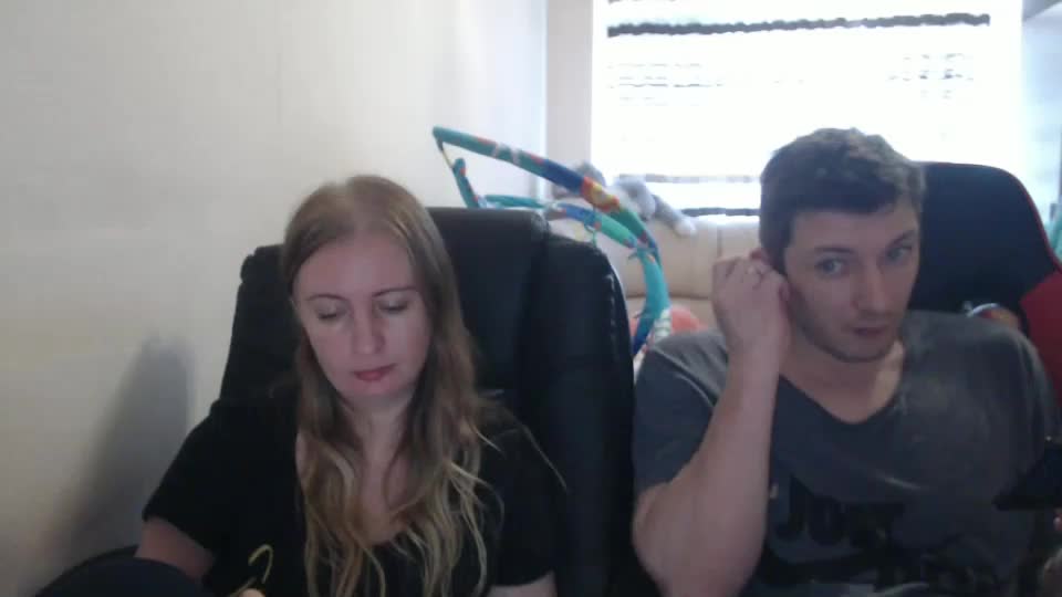 jenisandpeter Cam Model Chat September 27, 2025