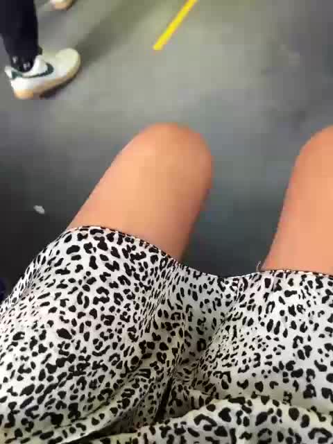 Karolina_Milf Cam Model Chat September 27, 2025