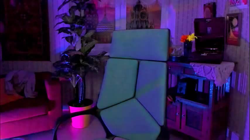 lolaasmus Cam Model Chat September 27, 2025