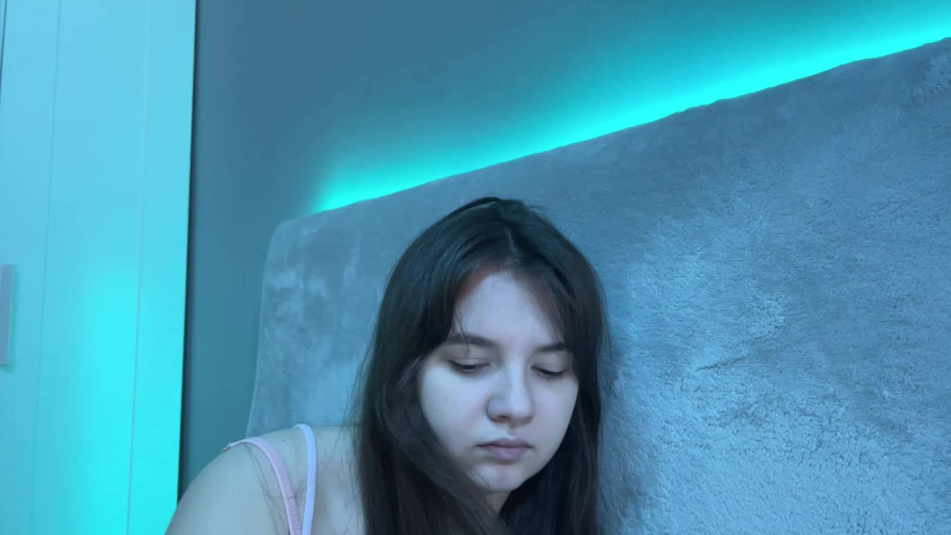 AlisaRichGold Cam Model Chat September 27, 2025