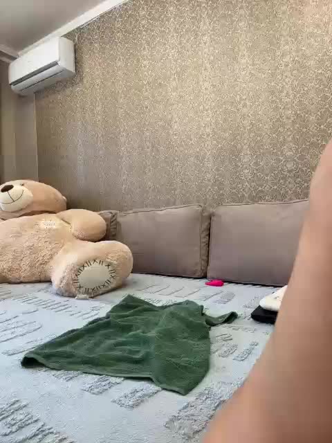 Adel9 Cam Model Chat September 27, 2025