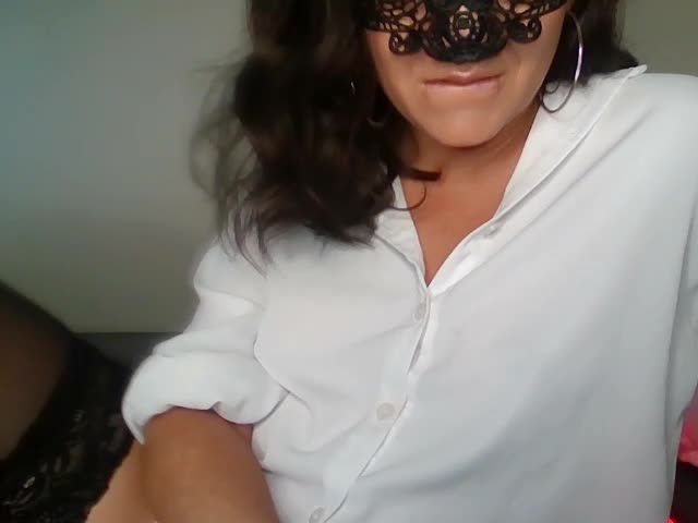 Amira-Xa Cam Model Chat September 27, 2025