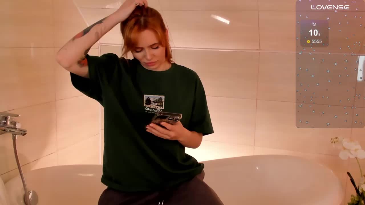 Phoenix_Margo Cam Model Chat September 27, 2025