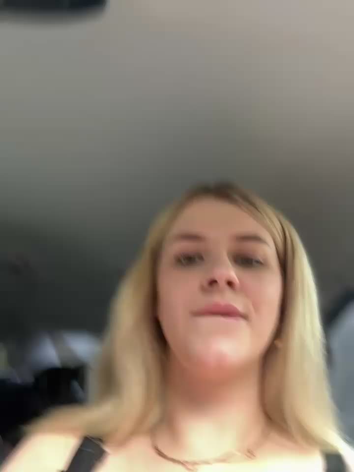 Love_Bri Cam Model Chat September 27, 2025