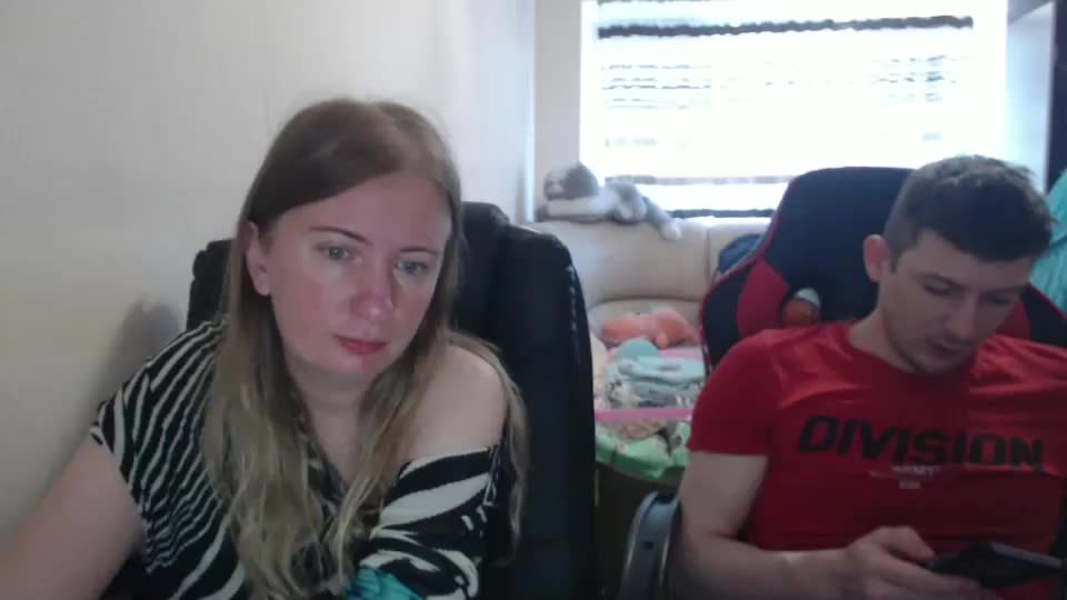 jenisandpeter Cam Model Chat September 27, 2025