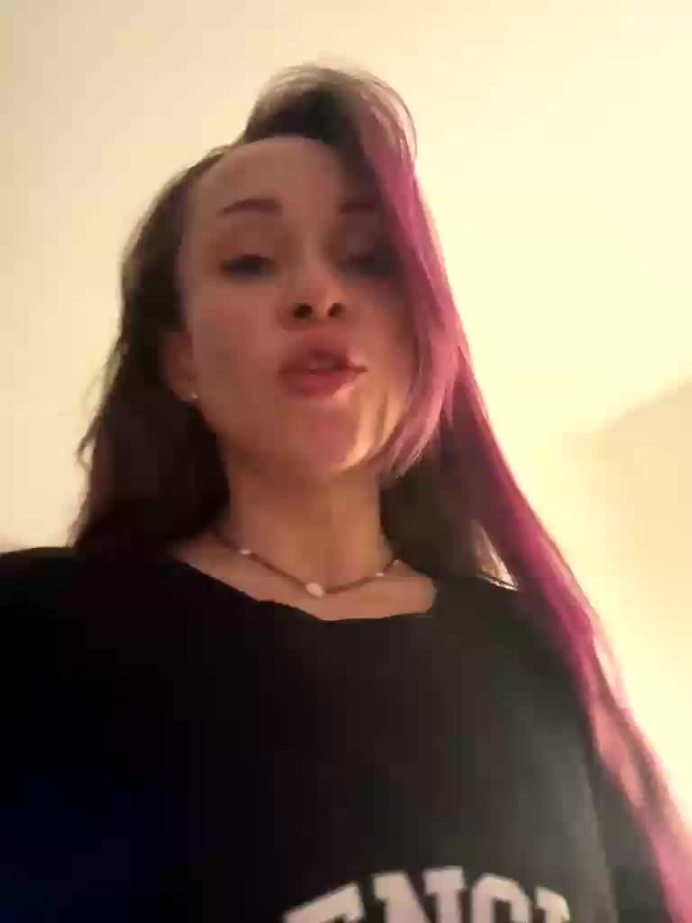 VIP17CoupleDream Cam Model Chat September 27, 2025