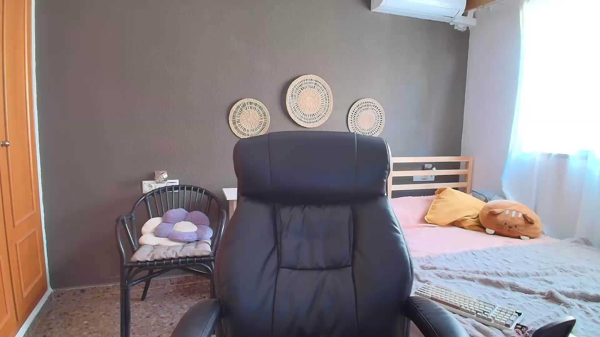 SunnyLeila Cam Model Chat September 27, 2025