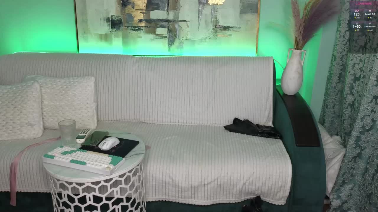 HoneyGirl5 Cam Model Chat September 27, 2025