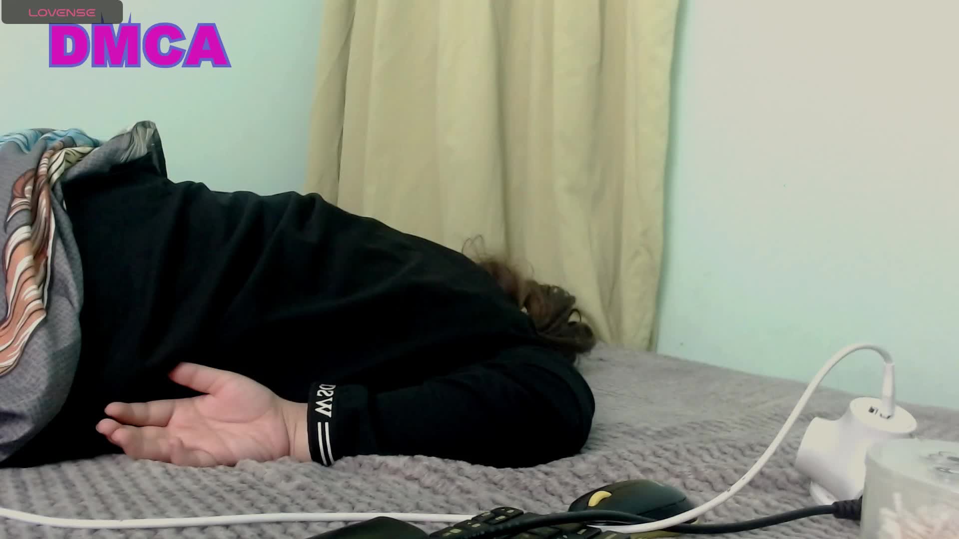 sweet-dream-foxx Cam Model Chat September 27, 2025