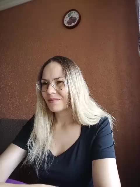 Kisylia- Cam Model Chat September 27, 2025