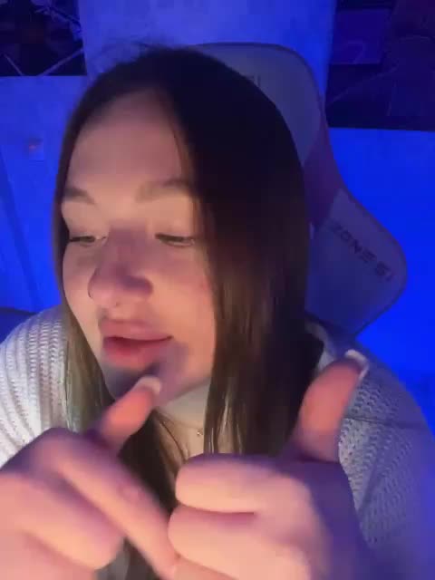 BoredGirl Cam Model Chat September 27, 2025