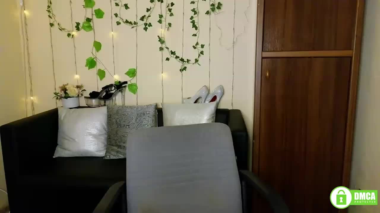 Jullyblondkiss Cam Model Chat September 27, 2025