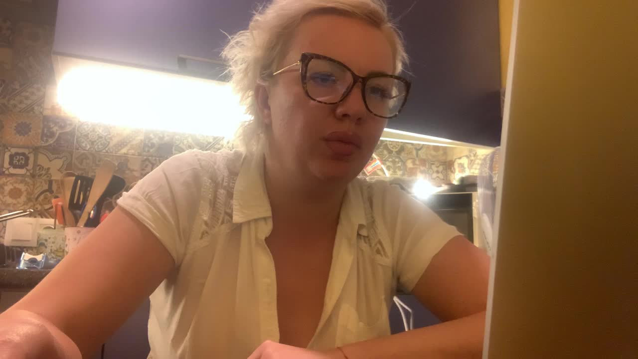 Oksana494 Cam Model Chat September 27, 2025