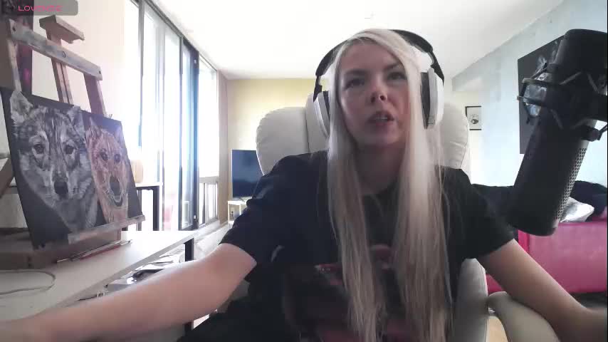 tinykylie Cam Model Chat September 27, 2025