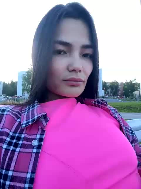 Elgina1 Cam Model Chat September 27, 2025