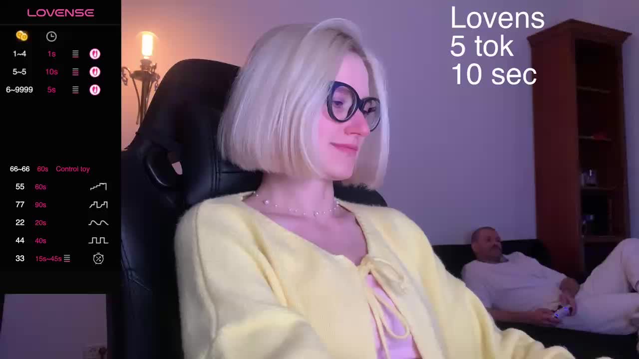 Sexy-Sweets Cam Model Chat September 27, 2025