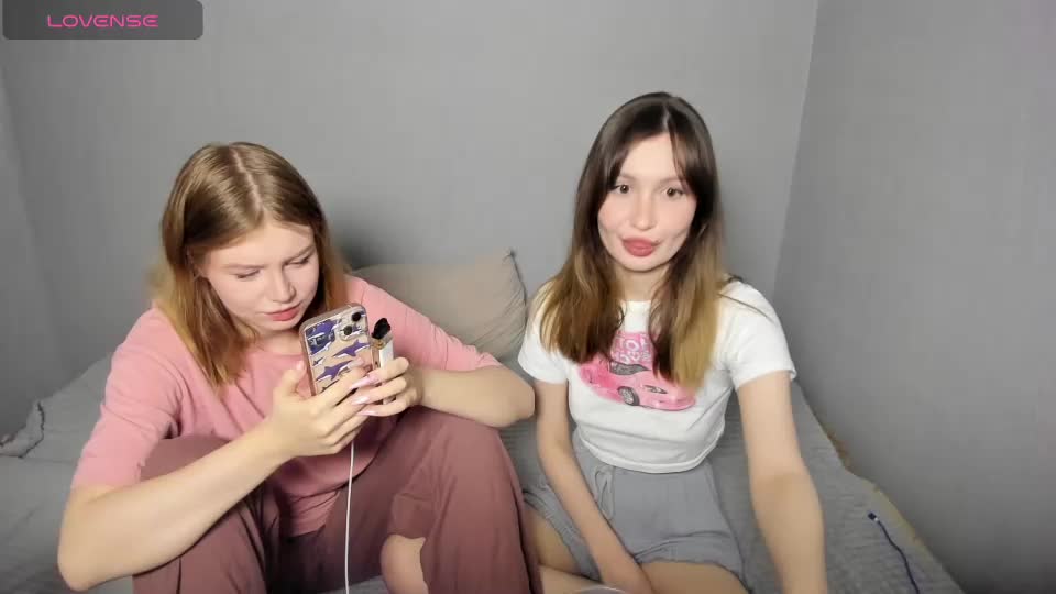 eumomino Cam Model Chat September 27, 2025