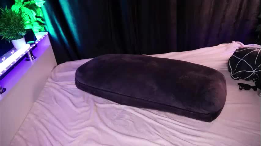 liasha_s Cam Model Chat September 27, 2025