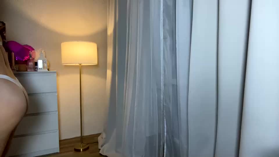 sexmoon11 Cam Model Chat September 27, 2025