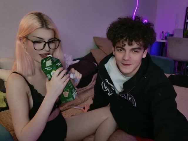 alice18james Cam Model Chat September 27, 2025