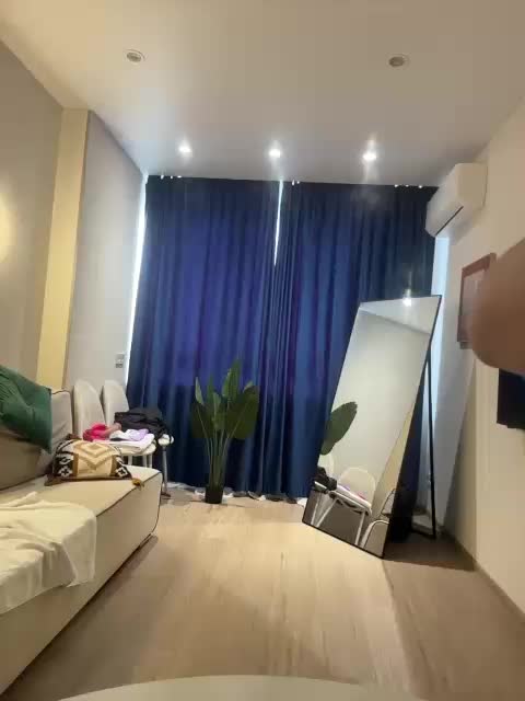 Milana555550 Cam Model Chat September 27, 2025