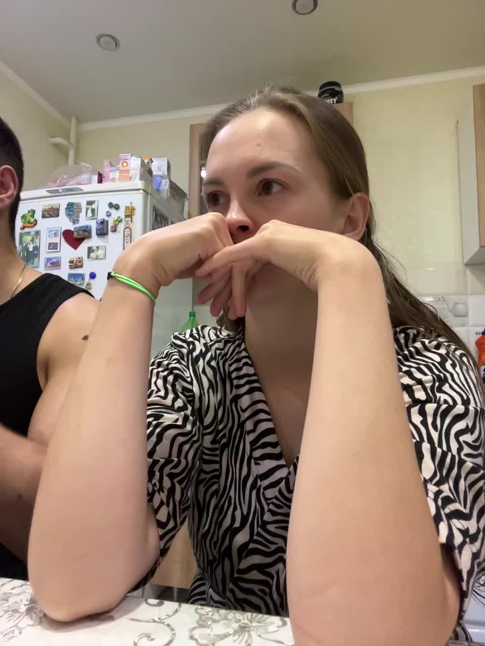 _Dragon_ Cam Model Chat September 27, 2025