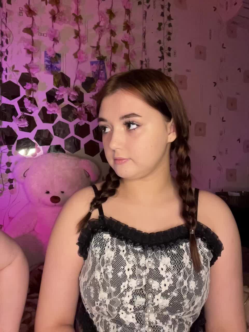 The-best-babies Cam Model Chat September 27, 2025