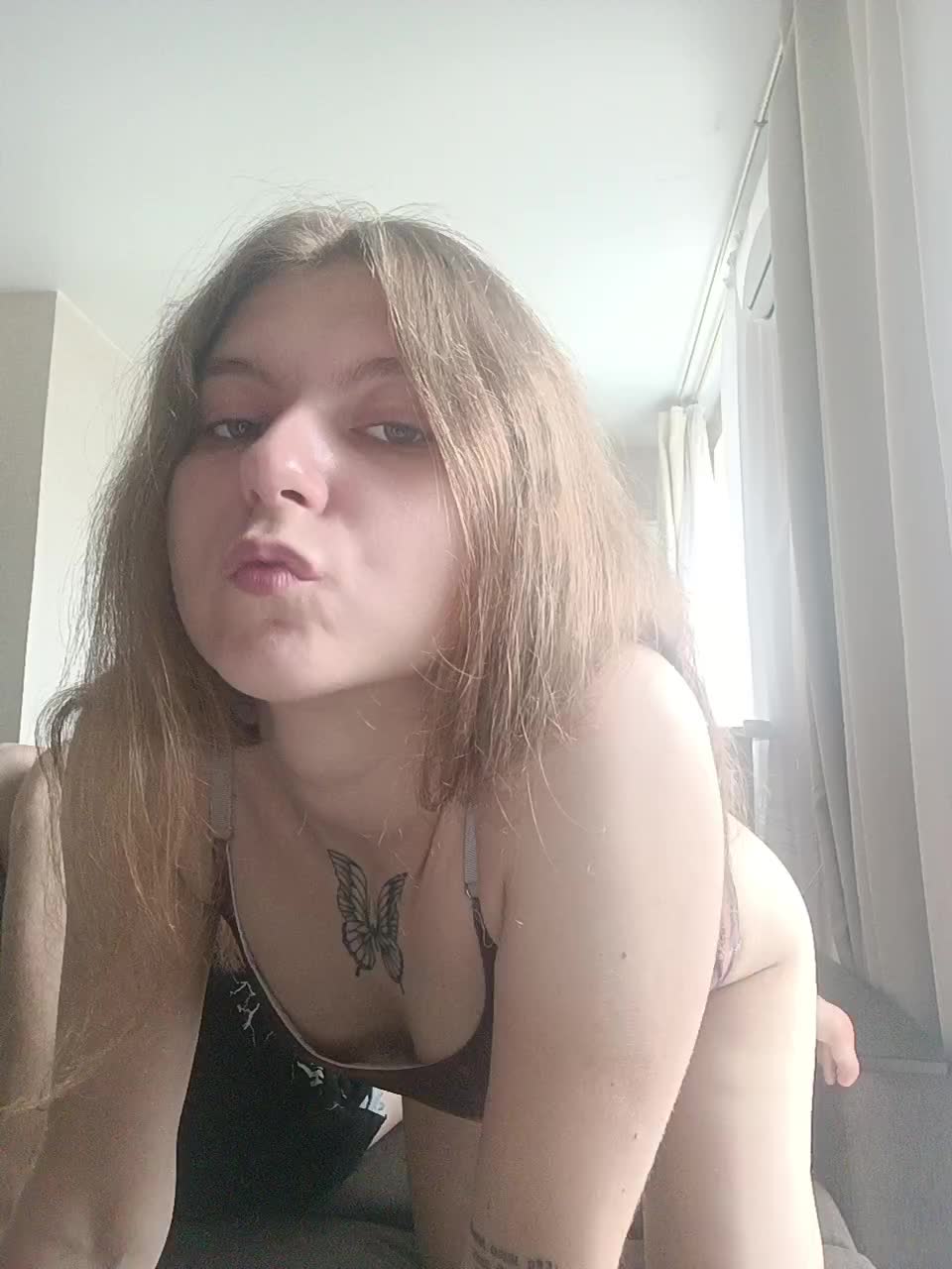 1FunnyBunny1 Cam Model Chat September 27, 2025