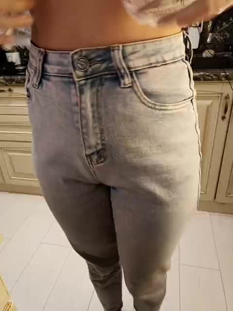 ZZYNAMI Cam Model Chat September 27, 2025