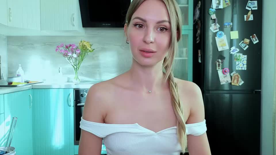 f1oraa Cam Model Chat September 27, 2025