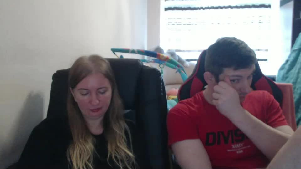 jenisandpeter Cam Model Chat September 27, 2025