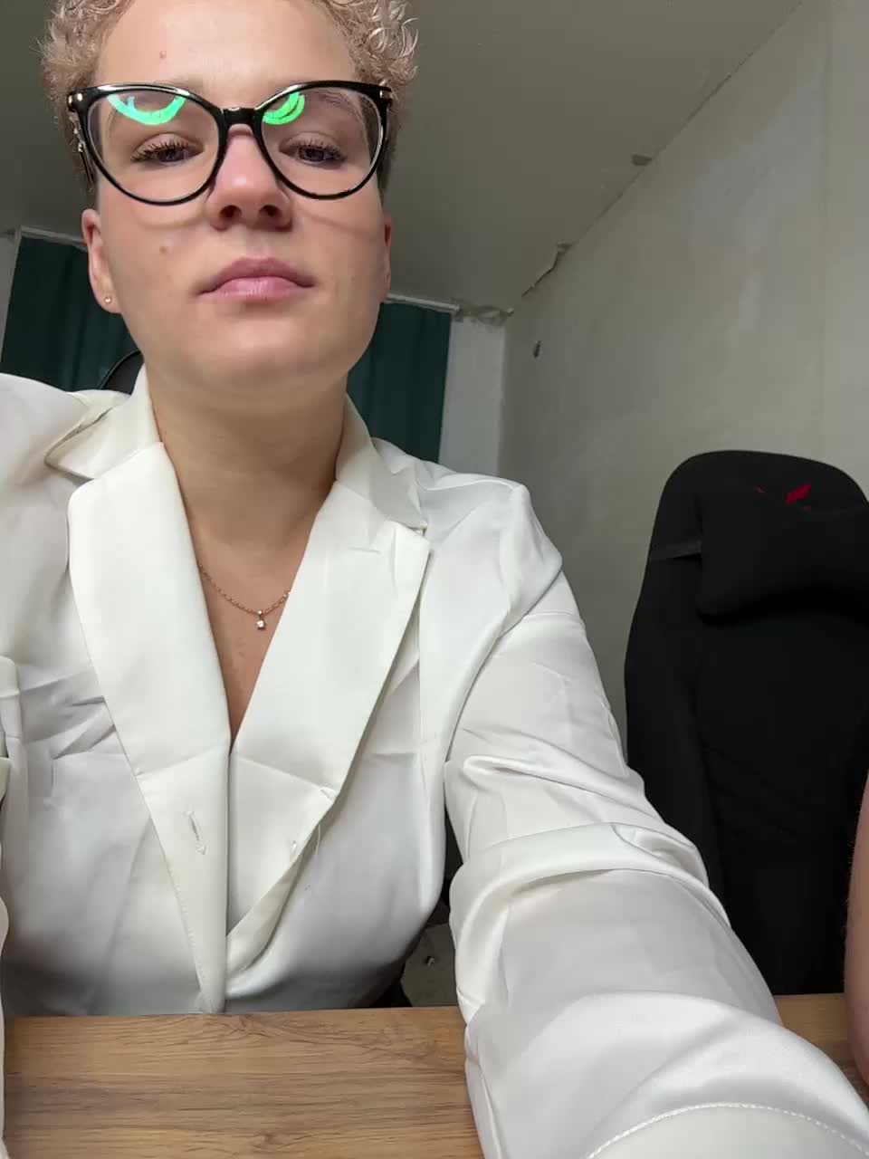 -Mint Cam Model Chat September 27, 2025