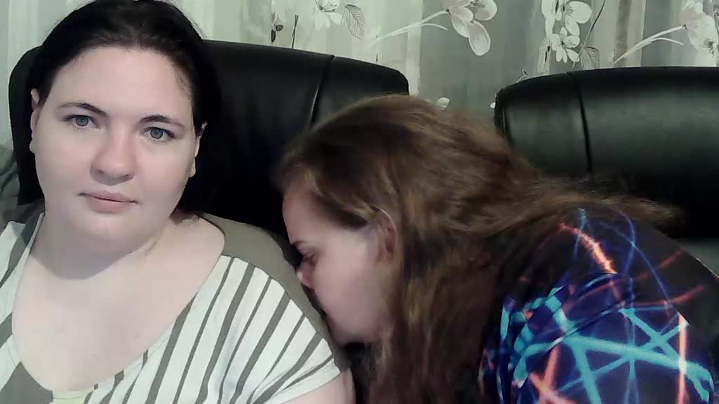 HollyXEva Cam Model Chat September 27, 2025