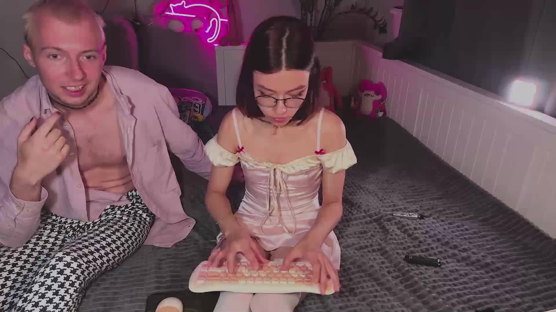 Z0mb1el0ll1 Cam Model Chat September 27, 2025